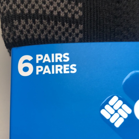 New Columbia Socks Package 6 Pairs Mens Black & Gray Athletic Quarter Crew Socks - Picture 7 of 12